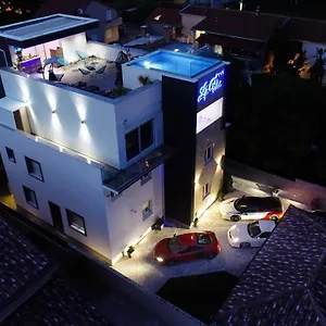 Guest house Luxury Lavie