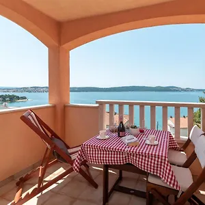 Apartment Tonina Trogir