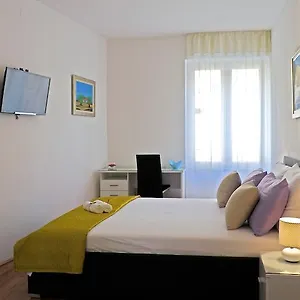 Guest house A&m And Split